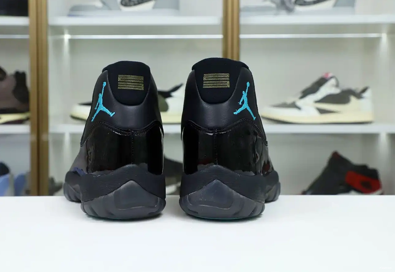 JORDAN GAMMA BLUE AIR RETRO 11 0402